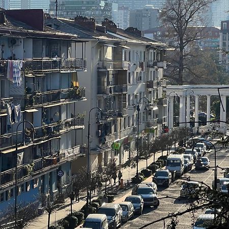 Апартаменты от Зуры Батумі Екстер'єр фото